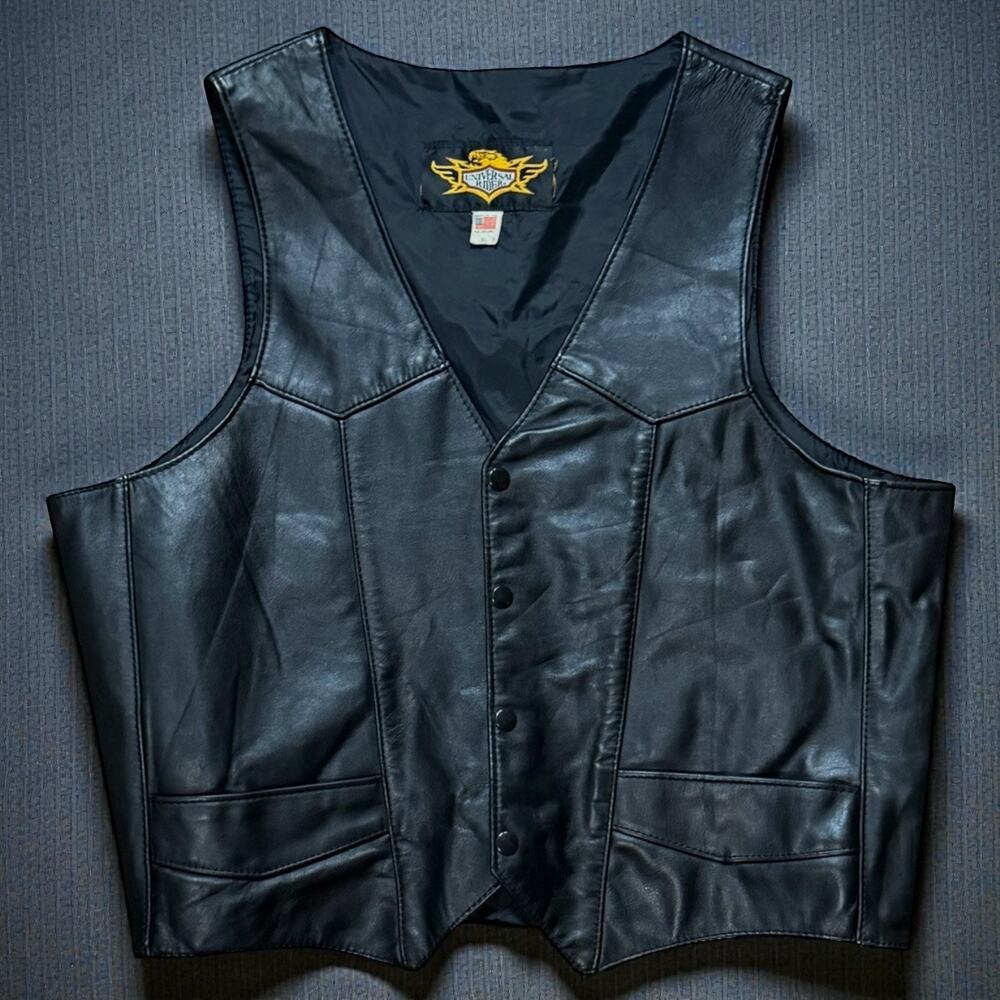 Vintage Universal Rider Leather Vest Mens Black Biker Cowboy USA MADE Size XL